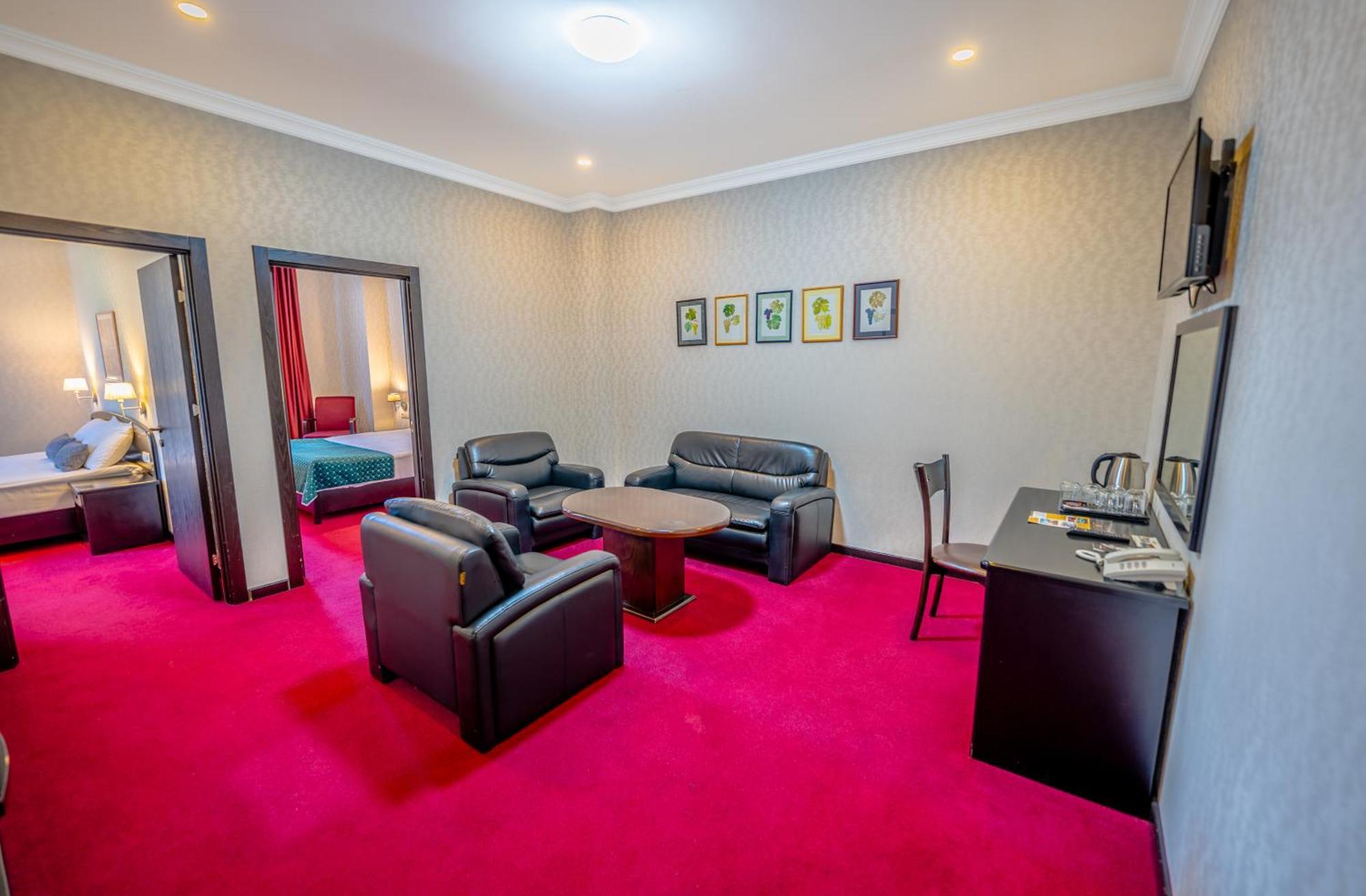 Kopala Tskneti Hotel Tsqnet'i Εξωτερικό φωτογραφία