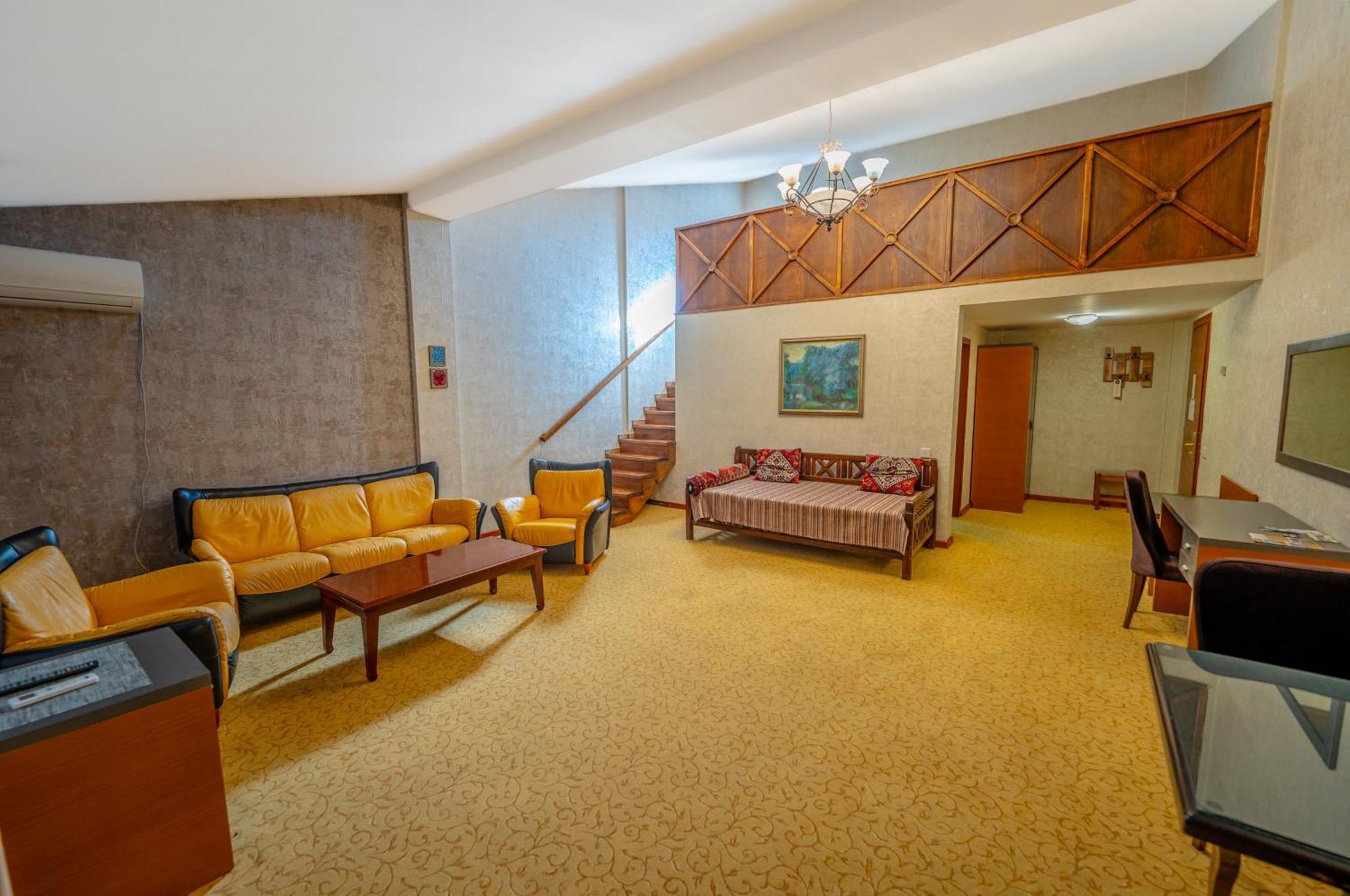 Kopala Tskneti Hotel Tsqnet'i Εξωτερικό φωτογραφία