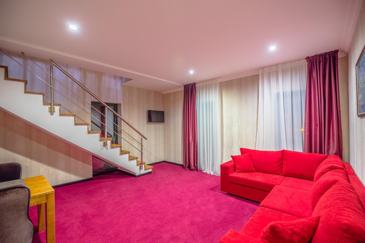 Kopala Tskneti Hotel Tsqnet'i Εξωτερικό φωτογραφία